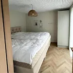 펜션 Unique Directly On The 미델파르트